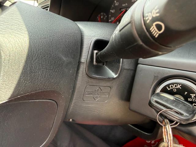 グロリア グランツーリスモアルティマスーパーハイキャス　ターボ　修復歴無し　定期点検記録簿　ＶＱ３０エンジン　ＥＴＣ　キーレス　社外ナビ　元関東登録車サビ無し　車両取説　業者内装クリーニング　スペアキー　ドラレコ　２０２２年製夏タイヤ　パワーシート（26枚目）