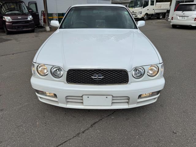 グロリア グランツーリスモアルティマスーパーハイキャス　ターボ　修復歴無し　定期点検記録簿　ＶＱ３０エンジン　ＥＴＣ　キーレス　社外ナビ　元関東登録車サビ無し　車両取説　業者内装クリーニング　スペアキー　ドラレコ　２０２２年製夏タイヤ　パワーシート（63枚目）