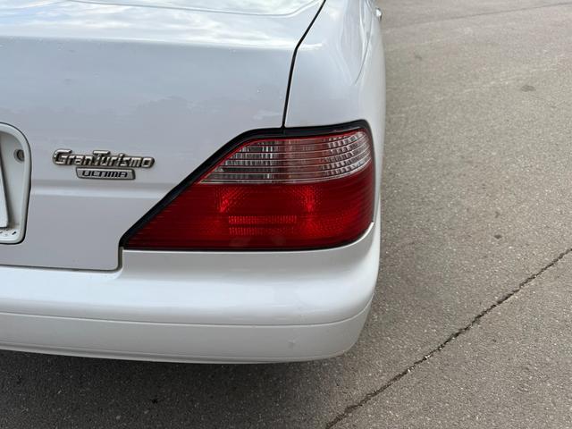 グロリア グランツーリスモアルティマスーパーハイキャス　ターボ　修復歴無し　定期点検記録簿　ＶＱ３０エンジン　ＥＴＣ　キーレス　社外ナビ　元関東登録車サビ無し　車両取説　業者内装クリーニング　スペアキー　ドラレコ　２０２２年製夏タイヤ　パワーシート（65枚目）