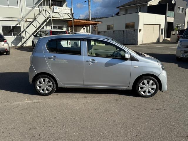 ミライース Ｌ　保証１年　走行７０００キロ　ディーラー点検車　ＡＵＸ音楽接続　キーレス　業者内装クリーニング　衝突安全装置　１オーナー　２０２５年取り付けバッテリー　後期型　アイドリングストップ　ＬＥＤテール（12枚目）