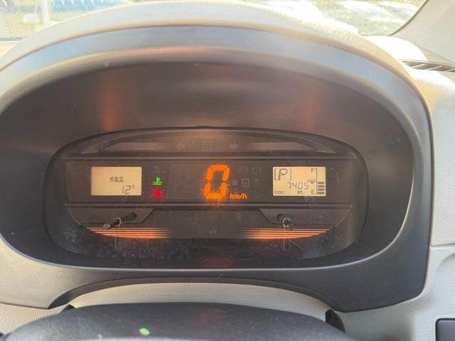 ミライース Ｌ　保証１年　走行７０００キロ　ディーラー点検車　ＡＵＸ音楽接続　キーレス　業者内装クリーニング　衝突安全装置　１オーナー　２０２５年取り付けバッテリー　後期型　アイドリングストップ　ＬＥＤテール（19枚目）