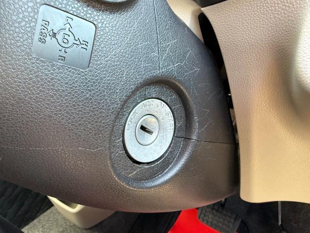 ミライース Ｌ　保証１年　走行７０００キロ　ディーラー点検車　ＡＵＸ音楽接続　キーレス　業者内装クリーニング　衝突安全装置　１オーナー　２０２５年取り付けバッテリー　後期型　アイドリングストップ　ＬＥＤテール（26枚目）
