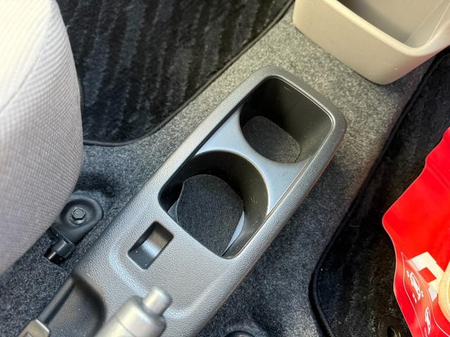 ミライース Ｌ　保証１年　走行７０００キロ　ディーラー点検車　ＡＵＸ音楽接続　キーレス　業者内装クリーニング　衝突安全装置　１オーナー　２０２５年取り付けバッテリー　後期型　アイドリングストップ　ＬＥＤテール（31枚目）