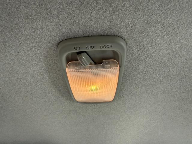 ミライース Ｌ　保証１年　走行７０００キロ　ディーラー点検車　ＡＵＸ音楽接続　キーレス　業者内装クリーニング　衝突安全装置　１オーナー　２０２５年取り付けバッテリー　後期型　アイドリングストップ　ＬＥＤテール（35枚目）