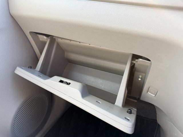 ミライース Ｌ　保証１年　走行７０００キロ　ディーラー点検車　ＡＵＸ音楽接続　キーレス　業者内装クリーニング　衝突安全装置　１オーナー　２０２５年取り付けバッテリー　後期型　アイドリングストップ　ＬＥＤテール（36枚目）