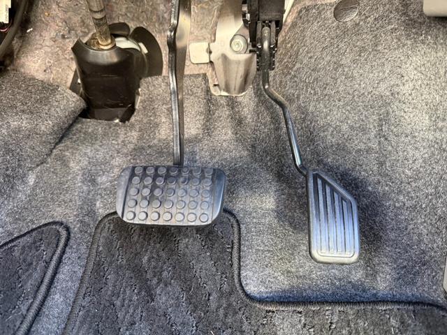 ミライース Ｌ　保証１年　走行７０００キロ　ディーラー点検車　ＡＵＸ音楽接続　キーレス　業者内装クリーニング　衝突安全装置　１オーナー　２０２５年取り付けバッテリー　後期型　アイドリングストップ　ＬＥＤテール（42枚目）