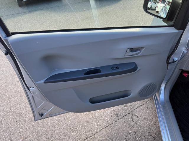 ミライース Ｌ　保証１年　走行７０００キロ　ディーラー点検車　ＡＵＸ音楽接続　キーレス　業者内装クリーニング　衝突安全装置　１オーナー　２０２５年取り付けバッテリー　後期型　アイドリングストップ　ＬＥＤテール（49枚目）