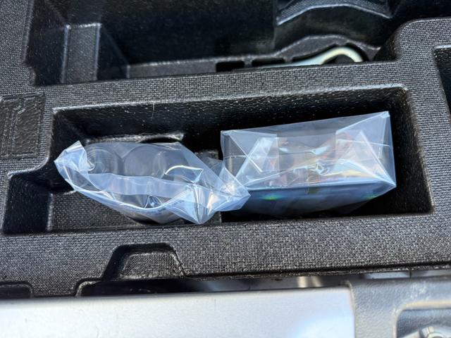 ミライース Ｌ　保証１年　走行７０００キロ　ディーラー点検車　ＡＵＸ音楽接続　キーレス　業者内装クリーニング　衝突安全装置　１オーナー　２０２５年取り付けバッテリー　後期型　アイドリングストップ　ＬＥＤテール（55枚目）