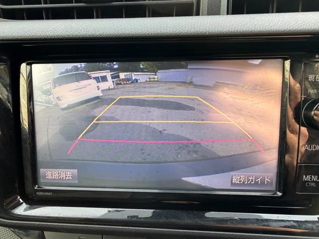 アクア Ｓスタイルブラック　保証１年　修復歴無　中期型　走行６．９万キロ　ＳＤナビ　Ｂｌｕｅｔｏｏｔｈ　フルセグＴＶ　バックカメラ　ＥＴＣ　業者内装クリーニング　衝突安全装置　シートヒーター　元関西登録車サビ無　オートハイビーム（26枚目）