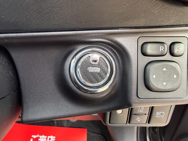 アクア Ｓスタイルブラック　保証１年　修復歴無　中期型　走行６．９万キロ　ＳＤナビ　Ｂｌｕｅｔｏｏｔｈ　フルセグＴＶ　バックカメラ　ＥＴＣ　業者内装クリーニング　衝突安全装置　シートヒーター　元関西登録車サビ無　オートハイビーム（30枚目）