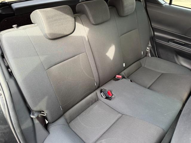 アクア Ｓスタイルブラック　保証１年　修復歴無　中期型　走行６．９万キロ　ＳＤナビ　Ｂｌｕｅｔｏｏｔｈ　フルセグＴＶ　バックカメラ　ＥＴＣ　業者内装クリーニング　衝突安全装置　シートヒーター　元関西登録車サビ無　オートハイビーム（49枚目）