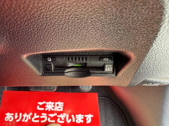 プリウス S 保証1年 修復歴無し 走行9.6万k 定期点検記録簿 SDナビ Bluetooth フルセグTV バックカメラ ETC 業者内装クリーニング フルエアロ 車両取説 スマートキー 関東仕入サビ無し(30枚目)