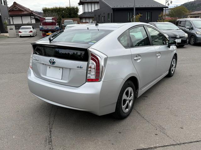 プリウス S 保証1年 修復歴無 後期型 ディーラー点検車 SDナビ Bluetooth ワンセグTV バックカメラ ETC 車両取説 業者内装クリーニング スマートキー 2021年製ダンロップ夏タイヤ 1オーナー(11枚目)