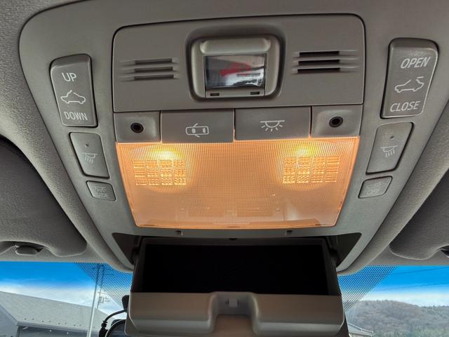 クラウン アスリート　後期型　修復歴無　サンルーフ　モデリスタフルエアロ　ＴＥＩＮ車高調　定期点検記録簿　ＨＤＤナビ　Ｂｌｕｅｔｏｏｔｈ　ＴＶ　バックカメラ　ＥＴＣ　車両取説　ユーザー買取　レザーシート　スマートキー２個（39枚目）
