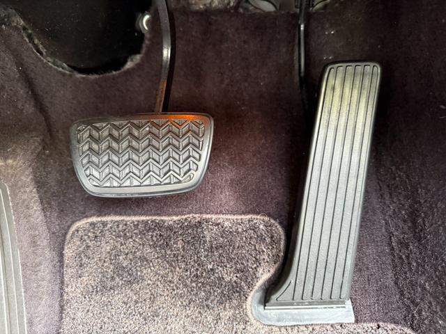 クラウン アスリート　後期型　修復歴無　サンルーフ　モデリスタフルエアロ　ＴＥＩＮ車高調　定期点検記録簿　ＨＤＤナビ　Ｂｌｕｅｔｏｏｔｈ　ＴＶ　バックカメラ　ＥＴＣ　車両取説　ユーザー買取　レザーシート　スマートキー２個（46枚目）