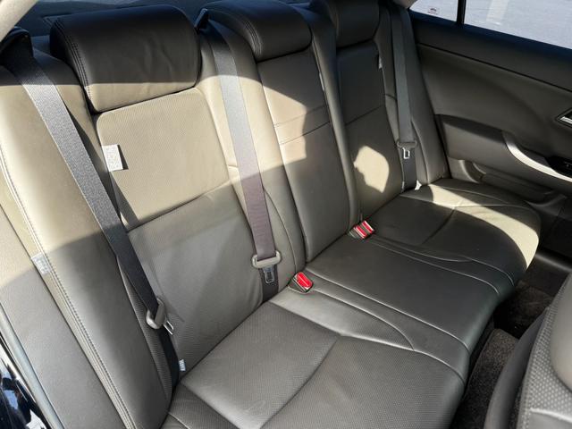 クラウン アスリート　後期型　修復歴無　サンルーフ　モデリスタフルエアロ　ＴＥＩＮ車高調　定期点検記録簿　ＨＤＤナビ　Ｂｌｕｅｔｏｏｔｈ　ＴＶ　バックカメラ　ＥＴＣ　車両取説　ユーザー買取　レザーシート　スマートキー２個（48枚目）