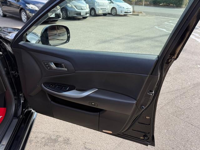 クラウン アスリート　後期型　修復歴無　サンルーフ　モデリスタフルエアロ　ＴＥＩＮ車高調　定期点検記録簿　ＨＤＤナビ　Ｂｌｕｅｔｏｏｔｈ　ＴＶ　バックカメラ　ＥＴＣ　車両取説　ユーザー買取　レザーシート　スマートキー２個（52枚目）