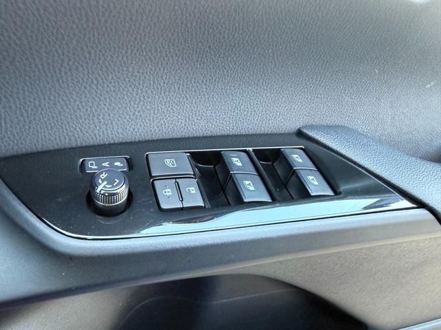 プリウス Ａ　保証１年　走行６．４万ｋ　９インチＳＤナビ　Ｂｌｕｅｔｏｏｔｈ　ＴＶ　バックカメラ　ＥＴＣ　リチウムイオンバッテリー　業者内装クリーニング　スマートキー　関東仕入サビ無　２０２３年製ダンロップ夏タイヤ（32枚目）