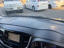 あちがちなダッシュボード上の糊跡などもありません。