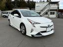 事故歴無し、関東仕入、フルエアロ、9.6万k、定期点検記録簿有で安心のプリウスが入庫しました!ナビ・バックカメラ・フルセグTV・Bluetooth・ETC付で納車後すぐにお乗りいただけます◎検ニ年つき