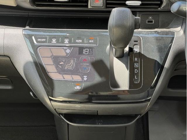 デイズ Ｘ　エマージェンシーブレーキ　大型ナビＴＶ　Ｂｌｕｅｔｏｏｔｈ　バックカメラ　前後ドラレコ　ＥＴＣ　純正１４インチアルミ　オートエアコン　プッシュスタート　ヘッドライトレベライザー　ミュージックストッカー（17枚目）