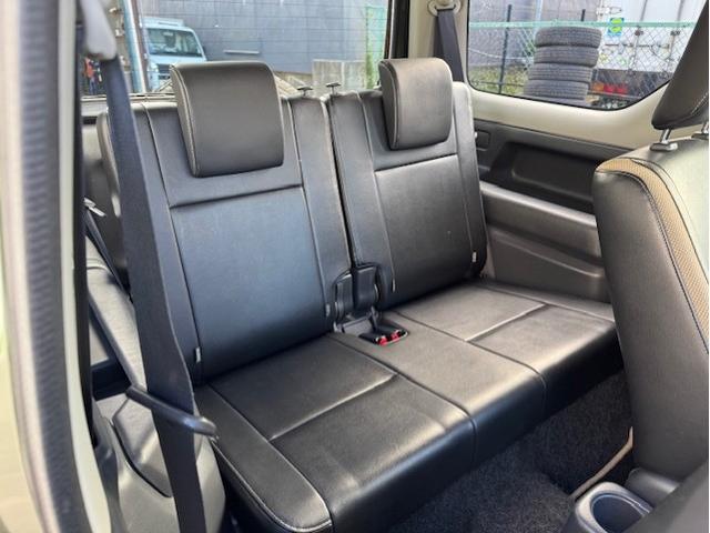 ジムニー ランドベンチャー 4WD 社外ナビTV Bluetooth ETC FOGランプ シーとヒーター ミラーヒーター ヘッドライトレベライザー 電動格納ウィンカーミラー 純正16インチアルミ レザー調シート 背面タイヤ(22枚目)