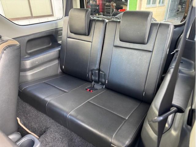 ジムニー ランドベンチャー 4WD 社外ナビTV Bluetooth ETC FOGランプ シーとヒーター ミラーヒーター ヘッドライトレベライザー 電動格納ウィンカーミラー 純正16インチアルミ レザー調シート 背面タイヤ(25枚目)