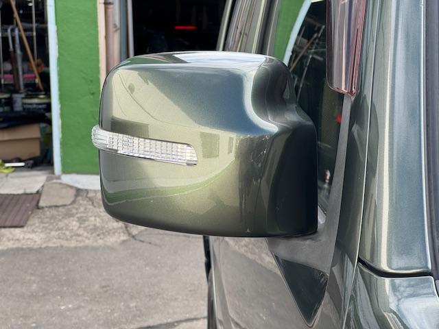 ジムニー ランドベンチャー 4WD 社外ナビTV Bluetooth ETC FOGランプ シーとヒーター ミラーヒーター ヘッドライトレベライザー 電動格納ウィンカーミラー 純正16インチアルミ レザー調シート 背面タイヤ(34枚目)