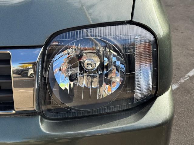 ジムニー ランドベンチャー 4WD 社外ナビTV Bluetooth ETC FOGランプ シーとヒーター ミラーヒーター ヘッドライトレベライザー 電動格納ウィンカーミラー 純正16インチアルミ レザー調シート 背面タイヤ(40枚目)