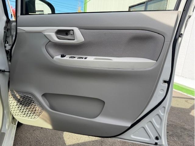 ムーヴ X SA 4WD ナビTV Bluetoot ステアリングリモコン バックカメラ 衝突軽減ブレーキ プッシュスタート アイドリングストップ オートエアコン オートライト 純正14インチアルミ 電動格納ミラー(22枚目)