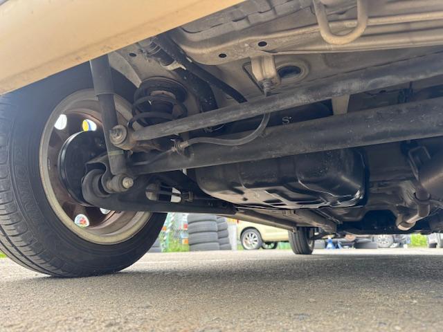 アルトラパンショコラ X スマホ連携ナビゲーション バックカメラ ビルトインETC プッシュスタート アイドリングストップ レザー調シート HIDヘッドライト 14インチアルミ 電動格納ウィンカーミラー シートリフター(5枚目)