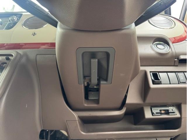 アルトラパンショコラ X スマホ連携ナビゲーション バックカメラ ビルトインETC プッシュスタート アイドリングストップ レザー調シート HIDヘッドライト 14インチアルミ 電動格納ウィンカーミラー シートリフター(15枚目)