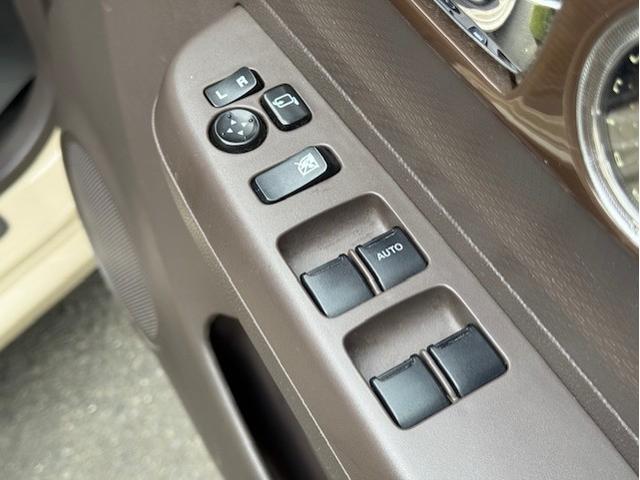 アルトラパンショコラ X スマホ連携ナビゲーション バックカメラ ビルトインETC プッシュスタート アイドリングストップ レザー調シート HIDヘッドライト 14インチアルミ 電動格納ウィンカーミラー シートリフター(21枚目)