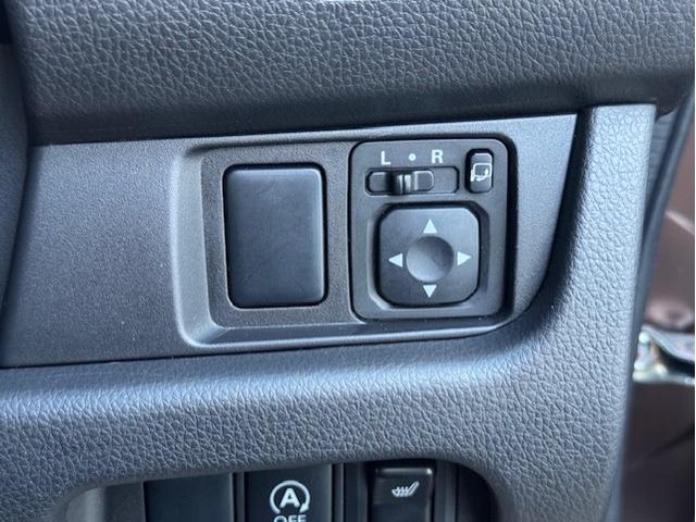 デイズ ハイウェイスター　Ｇ　４ＷＤ　社外ナビＴＶ　Ｂｌｕｅｔｏｏｔｈ　アラウンドビューモニター　プッシュスタート　アイドリングストップ　純正１５インチアルミ　シートヒーター　ステアリングスイッチ　ＦＯＧランプ　オートライト（20枚目）