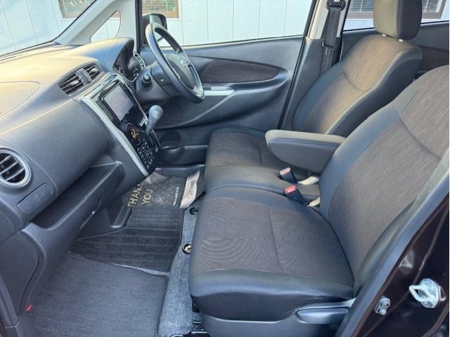 デイズ ハイウェイスター　Ｇ　４ＷＤ　社外ナビＴＶ　Ｂｌｕｅｔｏｏｔｈ　アラウンドビューモニター　プッシュスタート　アイドリングストップ　純正１５インチアルミ　シートヒーター　ステアリングスイッチ　ＦＯＧランプ　オートライト（29枚目）