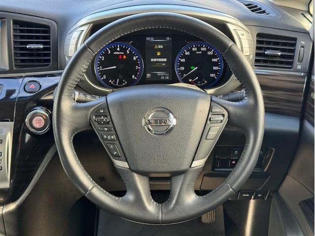 エルグランド ２５０ハイウェイスターＳ　電動Ｗサンルーフ　純正ＨＤＤナビ　アラウンドビューモニター　両側パワースライドドア　パワーバックドア　電動フリップダウンモニター　ＥＴＣ　ハーフレザーシート　オットマン　ＬＥＤヘッドライト　ＴＶキット（28枚目）