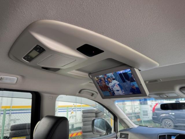 エルグランド ２５０ハイウェイスターＳ　電動Ｗサンルーフ　純正ＨＤＤナビ　アラウンドビューモニター　両側パワースライドドア　パワーバックドア　電動フリップダウンモニター　ＥＴＣ　ハーフレザーシート　オットマン　ＬＥＤヘッドライト　ＴＶキット（40枚目）