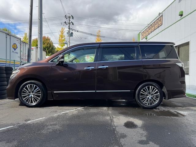 エルグランド ２５０ハイウェイスターＳ　電動Ｗサンルーフ　純正ＨＤＤナビ　アラウンドビューモニター　両側パワースライドドア　パワーバックドア　電動フリップダウンモニター　ＥＴＣ　ハーフレザーシート　オットマン　ＬＥＤヘッドライト　ＴＶキット（45枚目）