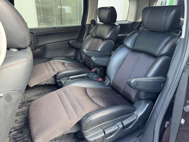 エルグランド ２５０ハイウェイスターＳ　電動Ｗサンルーフ　純正ＨＤＤナビ　アラウンドビューモニター　両側パワースライドドア　パワーバックドア　電動フリップダウンモニター　ＥＴＣ　ハーフレザーシート　オットマン　ＬＥＤヘッドライト　ＴＶキット（49枚目）