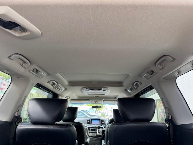 エルグランド ２５０ハイウェイスターＳ　電動Ｗサンルーフ　純正ＨＤＤナビ　アラウンドビューモニター　両側パワースライドドア　パワーバックドア　電動フリップダウンモニター　ＥＴＣ　ハーフレザーシート　オットマン　ＬＥＤヘッドライト　ＴＶキット（70枚目）