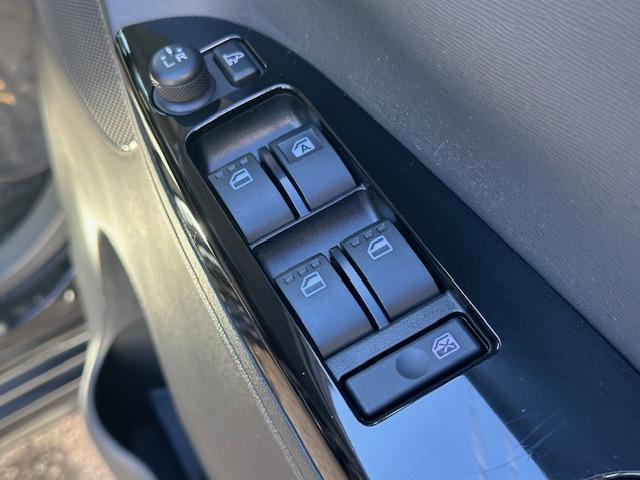 タント カスタムRS SA ターボ車 衝突軽減ブレーキシステム 両側電動スライドドア プッシュスタート アイドリングストップ LEDヘッドライト FOGランプ 純正15インチアルミ オートエアコン ナビTV(18枚目)