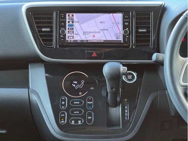 デイズルークス Ｘ　Ｖセレクション　純正ナビＴＶ　アラウンドビュー　Ｂｌｕｅｔｏｏｔｈ　プッシュスタート　アイドリングストップ　両側電動スライドドア　ヘッドライトレベライザー　衝突軽減システム　純正１４インチアルミ　ＦＯＧランプ（16枚目）