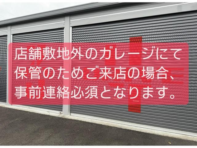 ＬＳ 　フレアレッド内装　後期仕様　ＴＲＤエアロ・マフラー　ハイパーフォージド２２インチ　サンルーフ　エアサスコントローラー　新品タイヤ　キャリパー塗装　新品低ダストパッド（5枚目）