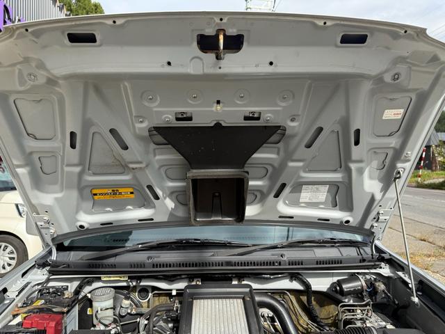 ジムニー ＸＣ　９型インタークーラーターボ　タイミングチェーン　キーレス　車検２年付　ワンオーナー（22枚目）