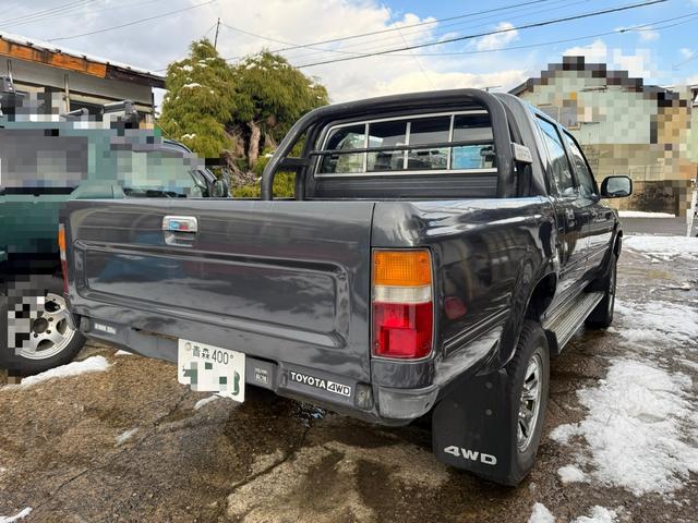 TOYOTA HILUX PICK UP DOUBLECAB SSR