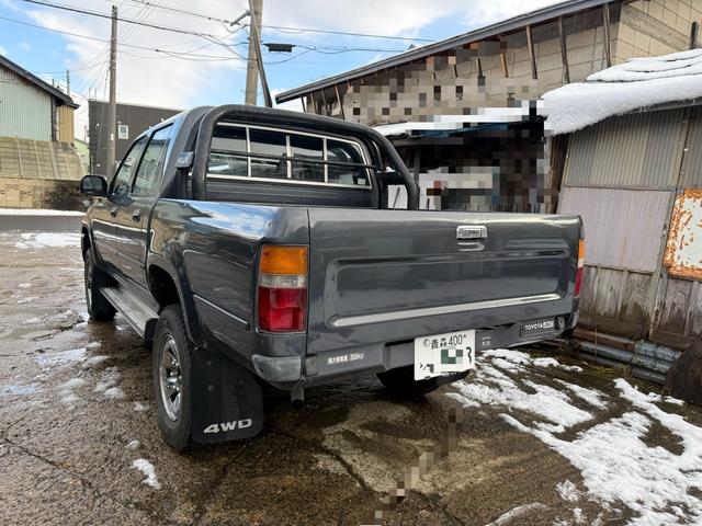 TOYOTA HILUX PICK UP DOUBLECAB SSR