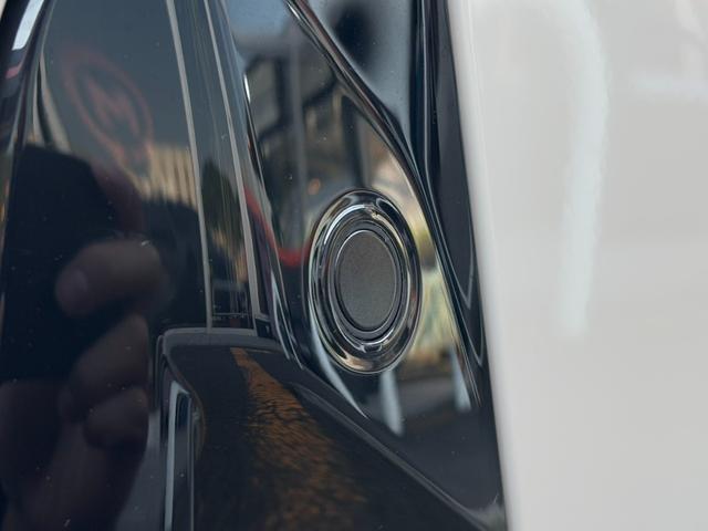Ｘ３ Ｍ５０　ｘＤｒｉｖｅ　ワンオーナー　コンフォートパッケージ　ｈａｒｍａｎ／ｋａｒｄｏｎサウンド　電動パノラマガラスサンルーフ　ＨＵＤ　ＢＳＭ　ＡＣＣ　ＥＴＣ　ブラックレザーシート　ＯＰ２１インチアロイホイール（46枚目）