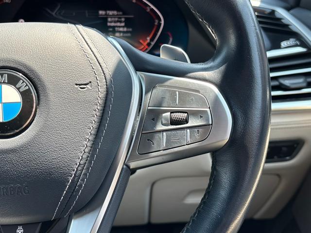 Ｘ７ ｘＤｒｉｖｅ　３５ｄ　デザインピュアエクセレンス　ワンオーナー　ウェルネスパッケージ　ｈａｒｍａｎ／ｋａｒｄｏｎサウンドシステム　アルカンタラルーフ・ライニング　マルチスポーク・スタイリング７５７アロイ・Ｒ２２ホイール　前後ドラレコ　ルーフレール（8枚目）