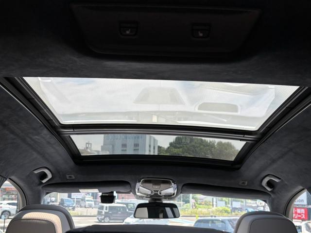 Ｘ７ ｘＤｒｉｖｅ　３５ｄ　デザインピュアエクセレンス　ワンオーナー　ウェルネスパッケージ　ｈａｒｍａｎ／ｋａｒｄｏｎサウンドシステム　アルカンタラルーフ・ライニング　マルチスポーク・スタイリング７５７アロイ・Ｒ２２ホイール　前後ドラレコ　ルーフレール（18枚目）