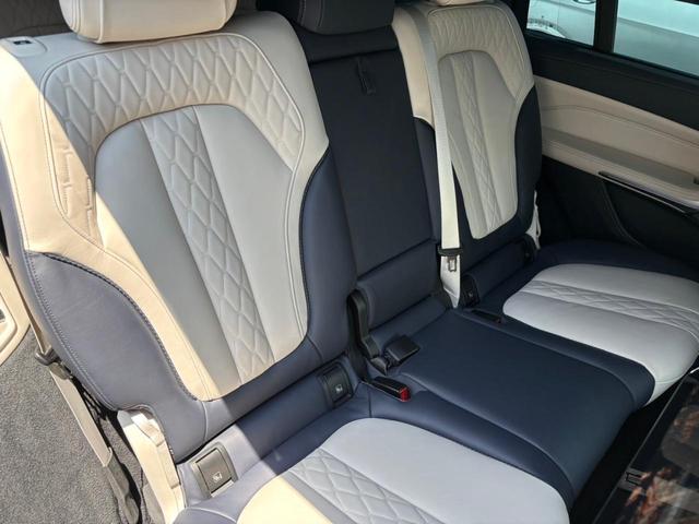 Ｘ７ ｘＤｒｉｖｅ　３５ｄ　デザインピュアエクセレンス　ワンオーナー　ウェルネスパッケージ　ｈａｒｍａｎ／ｋａｒｄｏｎサウンドシステム　アルカンタラルーフ・ライニング　マルチスポーク・スタイリング７５７アロイ・Ｒ２２ホイール　前後ドラレコ　ルーフレール（40枚目）